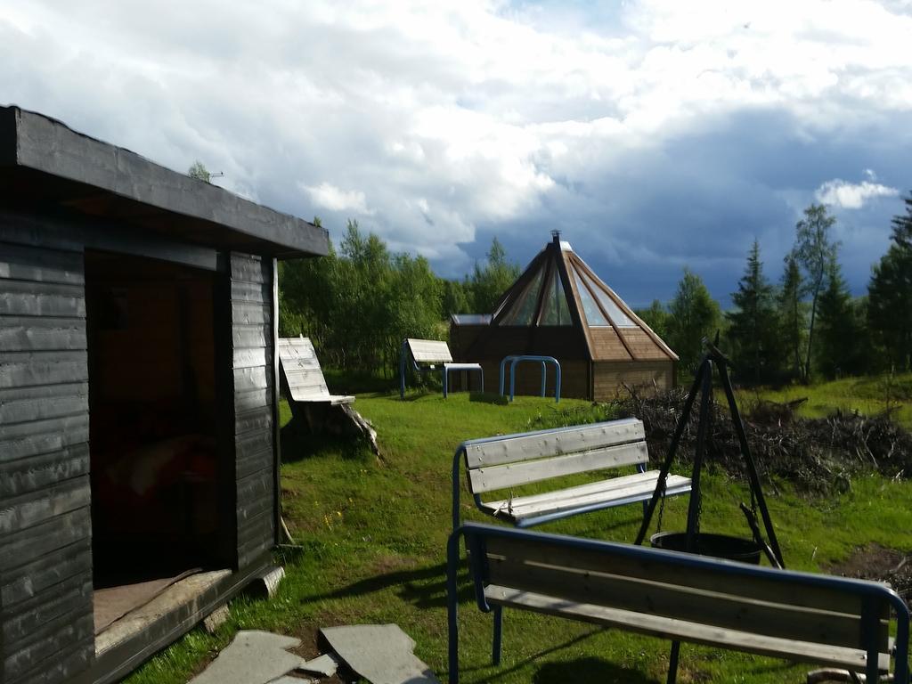 Апартаменти Hessdalen Ufocamp Varhus Екстер'єр фото